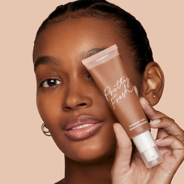 Hyaluronic Tinted Moisturizer For Sale - Image 3